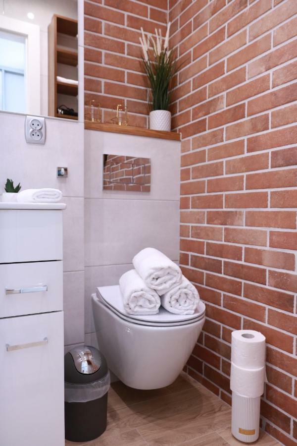 Chill & Explore By Cooee Apartamento Varsovia